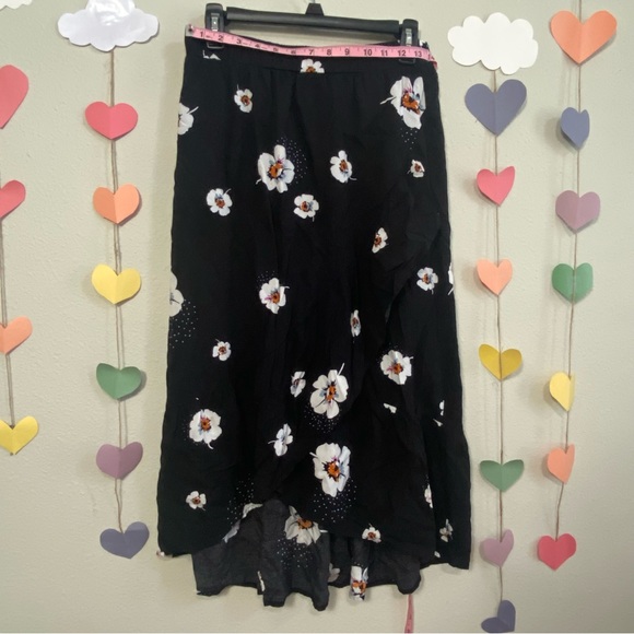 Floral midi high low dress. Size: small w48 - Picture 13 of 14